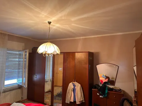 Prodaja, kuća, 160m², Centar, Loznica - image 8