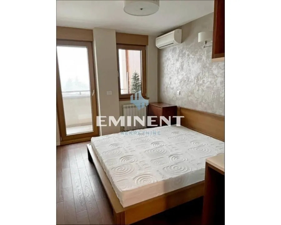 Rent, two bedroom apartment, 52m², Novi Beograd Blok 67, Novi Beograd Sve Podlokacije