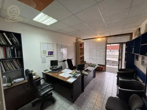 Prodaja, poslovni prostor, 48m2, Banovo Brdo, Beograd Prodaja, poslovni prostor, 48m2, Banovo Brdo, Beograd