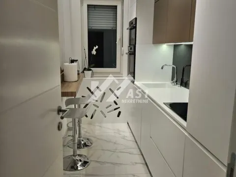 Rent, one bedroom apartment, 42m², Adamovićevo Naselje, Novi Sad Sve Podlokacije - image 6