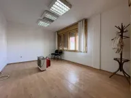 Izdavanje, dvosoban stan, 65m², Centar, Niš - image 4