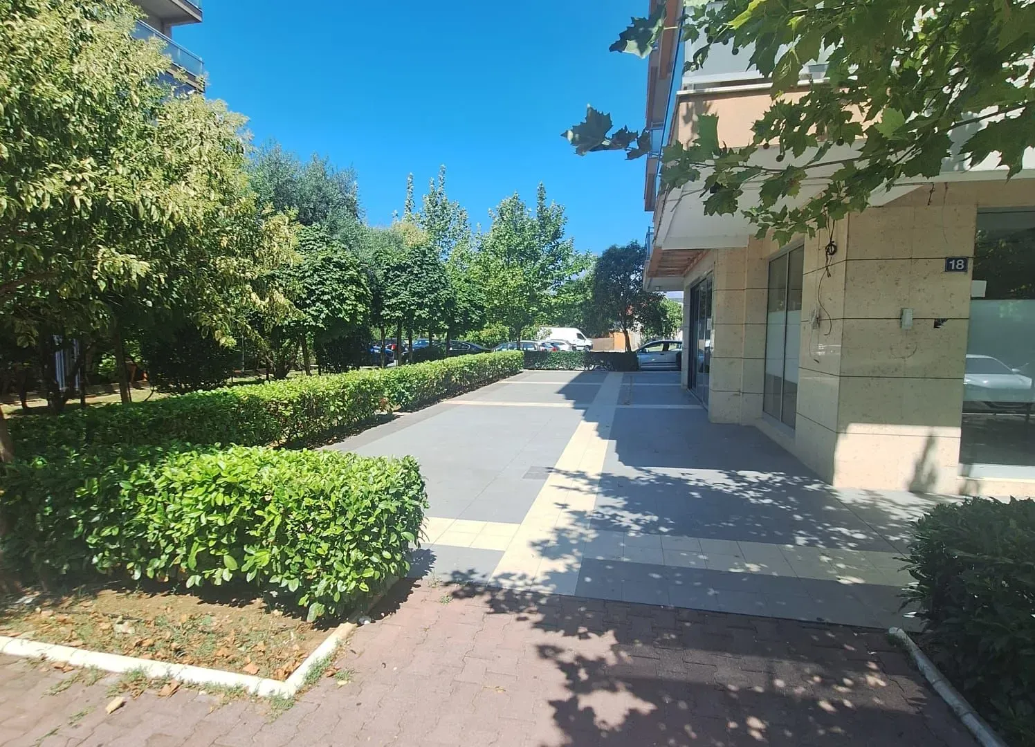 Rent, office space, 200m², City Kvart, Podgorica