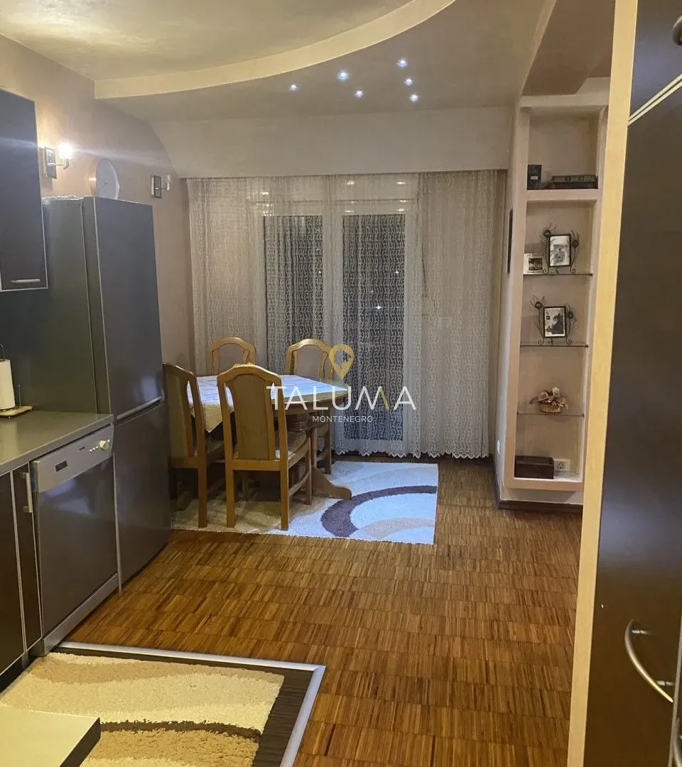 Rent, one bedroom apartment, 74m², Centar, Podgorica