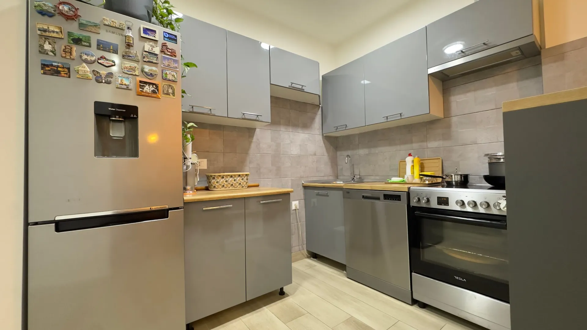 Prodaja, dvosoban stan, 62m², Stari Aerodrom, Podgorica