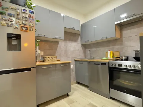 Prodaja, dvosoban stan, 62m², Stari Aerodrom, Podgorica - image 5