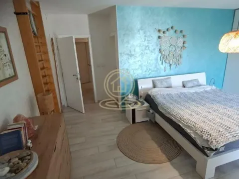 Prodaja, kuća, 270m², Blok 8, Petrovaradin - image 14