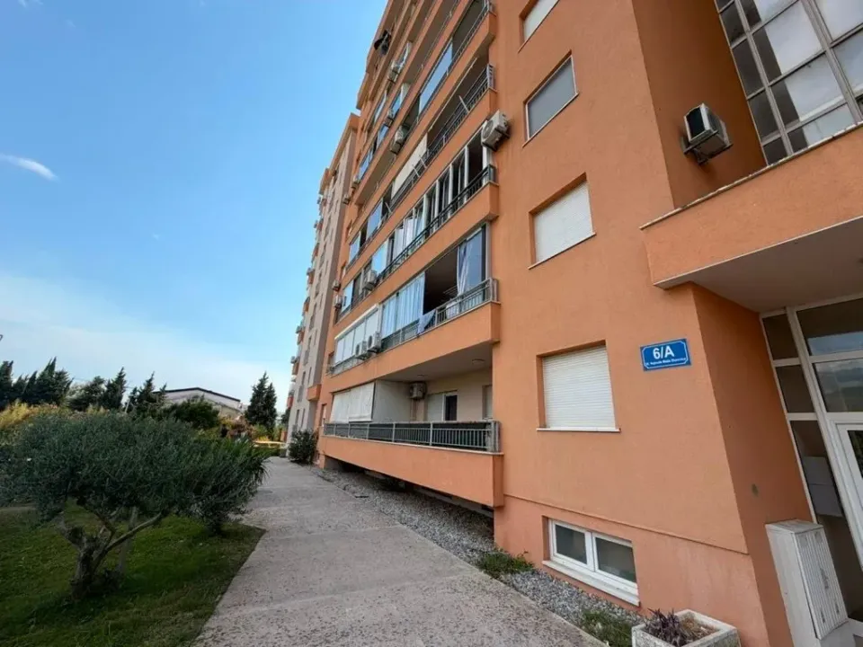 Prodaja, jednosoban stan, 45m², Makedonsko naselje, Bar