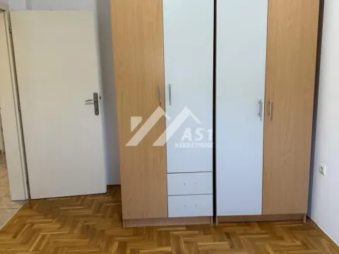 Izdavanje, jednosoban stan, 42m², Bulevar patrijarha Pavla, Novi Sad Sve Podlokacije - image 2