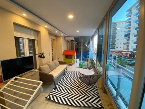 Izdavanje, dvosoban stan, 94m², City Kvart, Podgorica - image 6