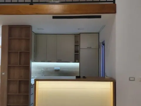 Izdavanje, trosoban stan, 100m², Tivat, Crna Gora - image 13