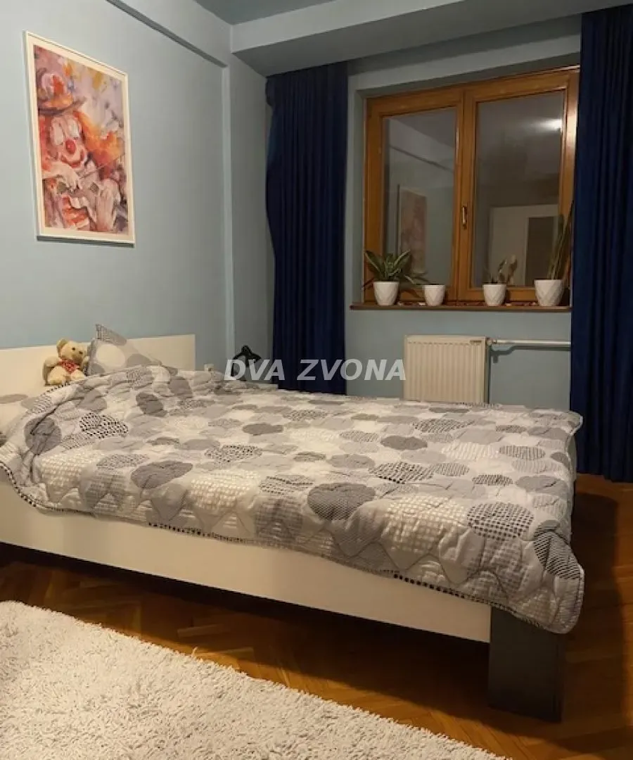 Prodaja, trosoban stan, 82m², Centar, Novi Sad