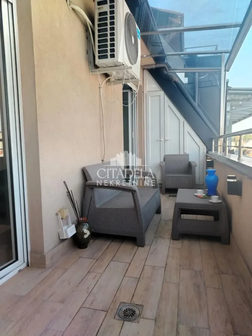 Rent, apartment, 118m², Đeram Pijaca, Beograd