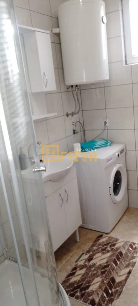 Izdavanje, dvosoban stan, 90m², Zagorič, Podgorica