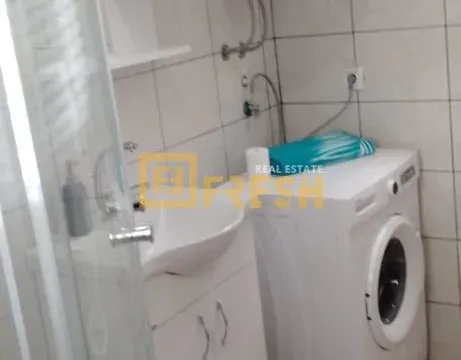 Izdavanje, dvosoban stan, 90m², Zagorič, Podgorica - image 15