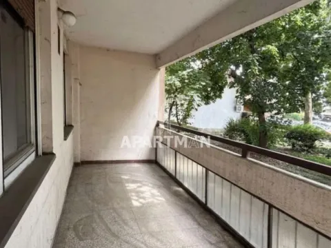 Prodaja, dvosoban stan, 77m², Zemun Meandri, Zemun Sve Podlokacije - image 1