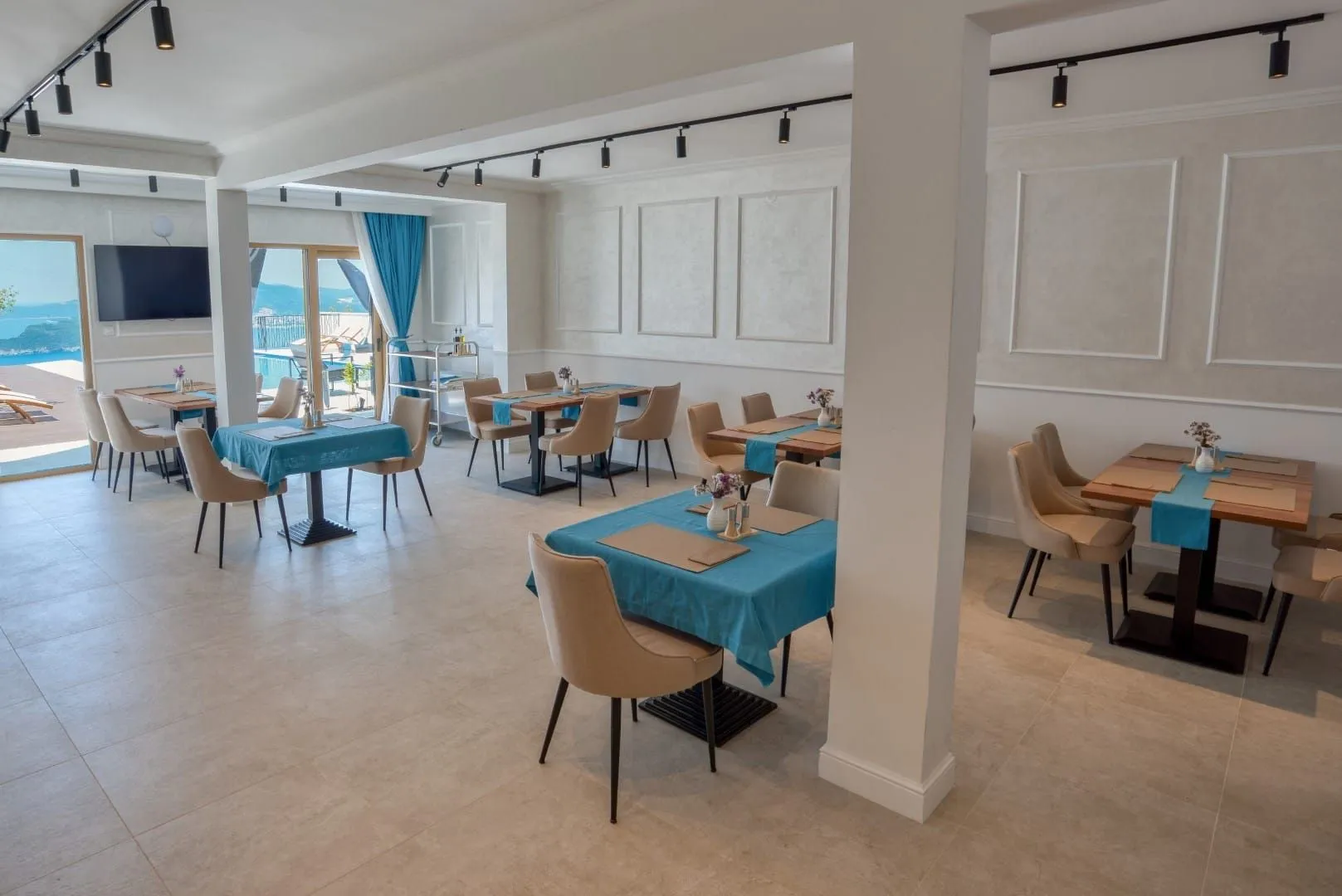 Sale, hospitality venue, 450m², Tudorovići, Budva