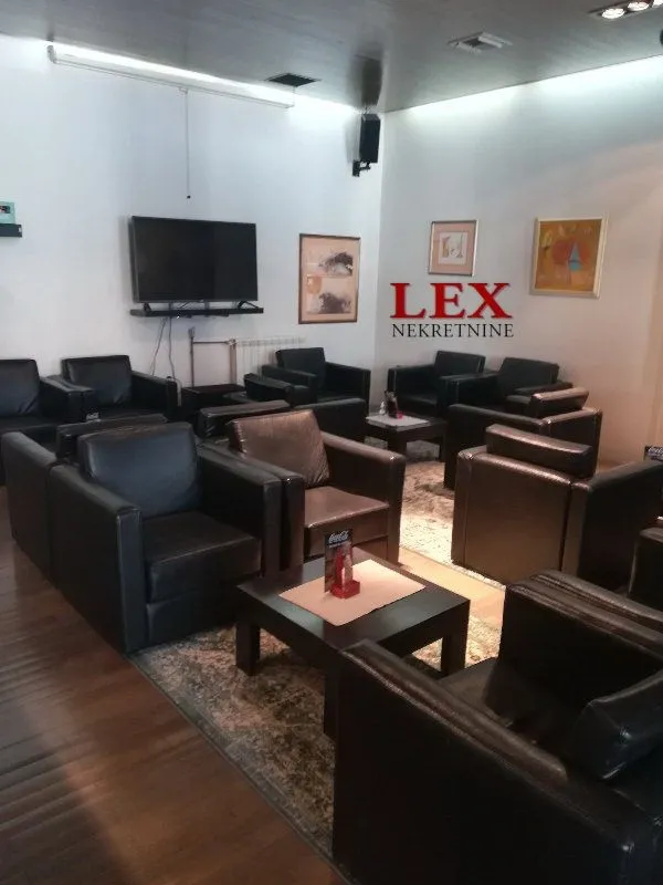 Sale, office space, 1100m², Raška, Srbija