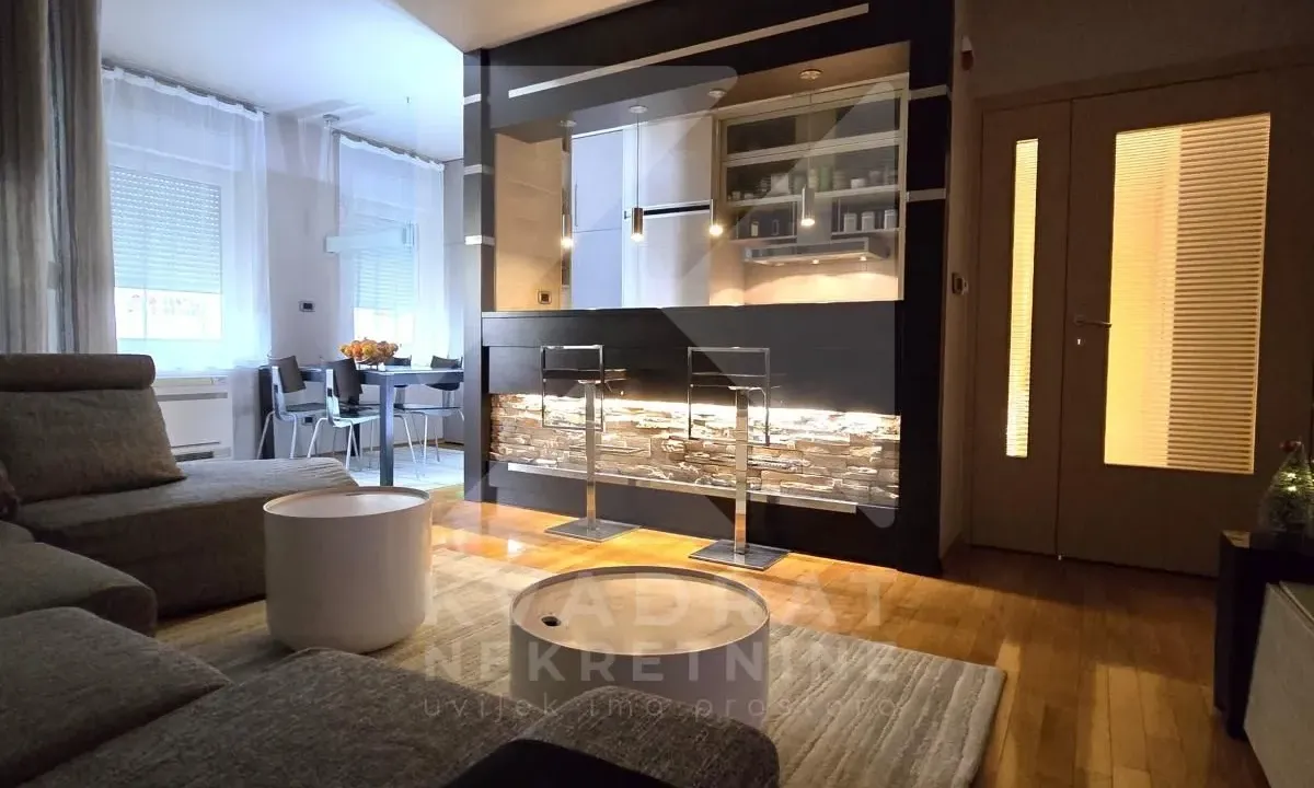 Sale, two bedroom apartment, 68m², Blok 9, Podgorica