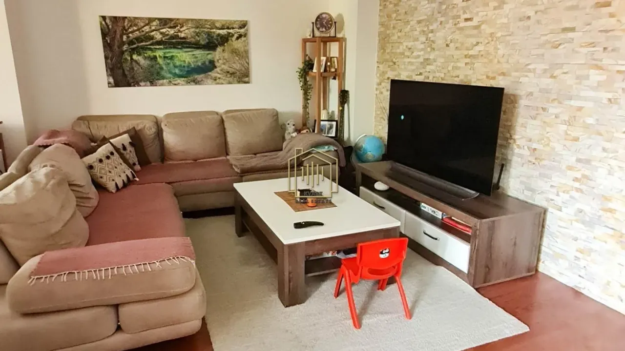 Sale, two bedroom apartment, 80m², Malo Brdo, Podgorica
