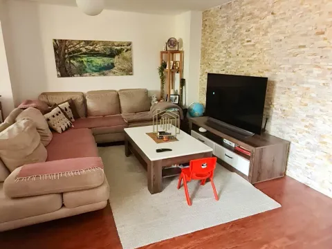 Sale, two bedroom apartment, 80m², Malo Brdo, Podgorica - image 1