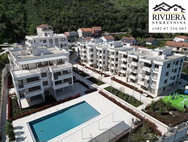 Prodaja, dvosoban stan, 76m², Igalo, Herceg Novi