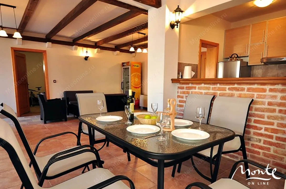 Prodaja, kuća, 327m², Stoliv, Kotor