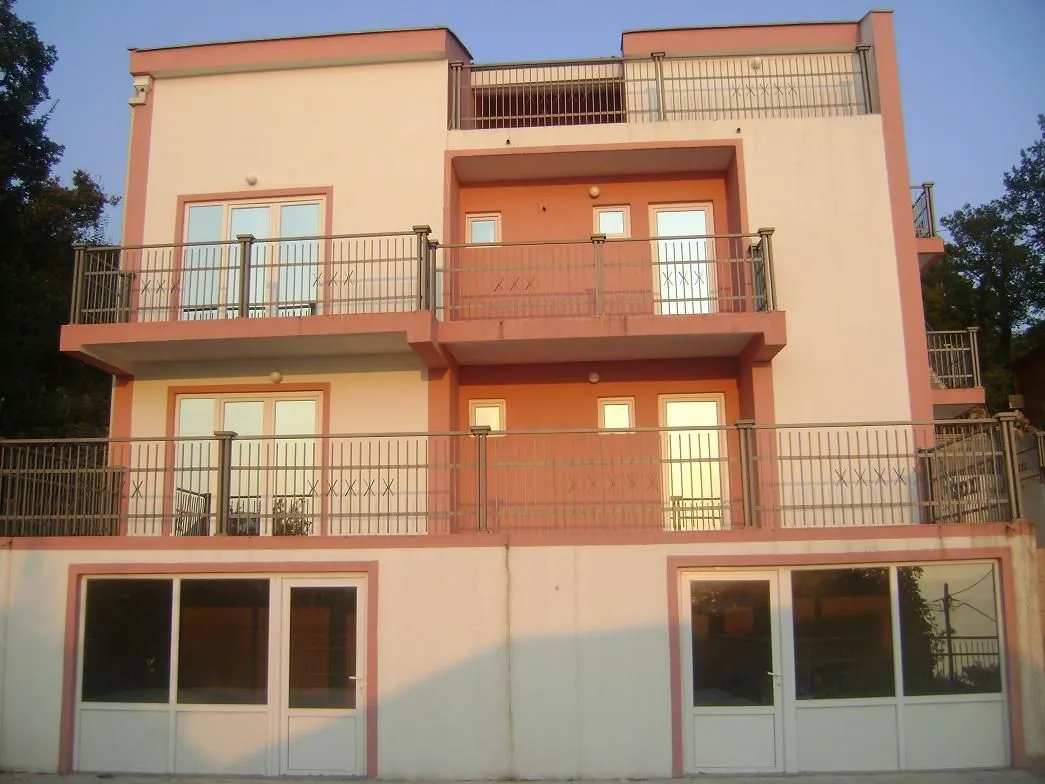 Prodaja, kuća, 500m², Bar, Crna Gora