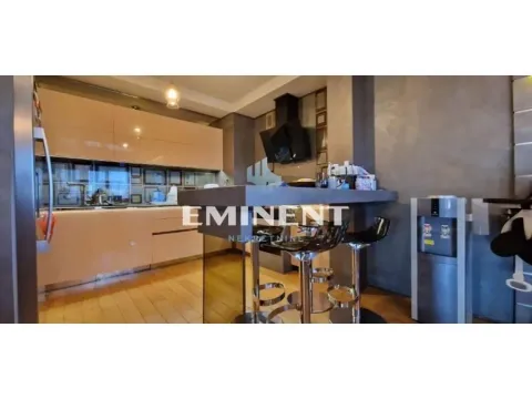 Izdavanje, četvorosoban stan, 176m², Novi Beograd Blok 67, Novi Beograd Sve Podlokacije - image 7