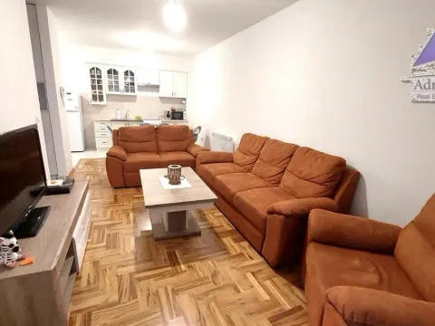 Prodaja, jednosoban stan, 50m², Bečići, Budva - image 1