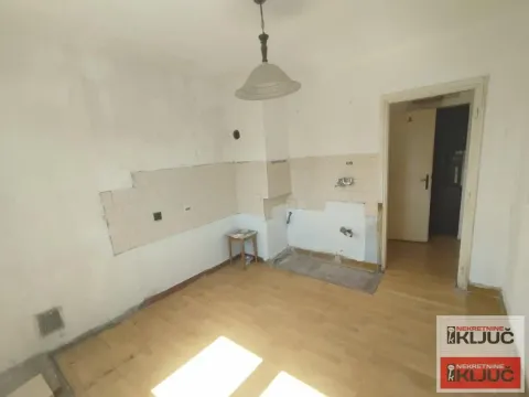 Prodaja, dvosoban stan, 42m², Detelinara, Novi Sad Sve Podlokacije - image 3