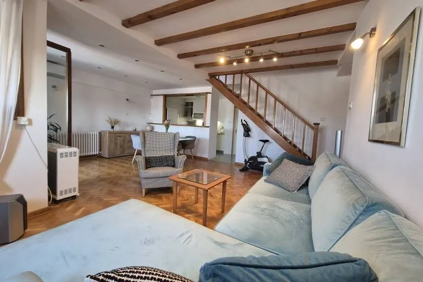 Izdavanje, trosoban stan, 85m², Botanička Bašta, Palilula Sve Podlokacije
