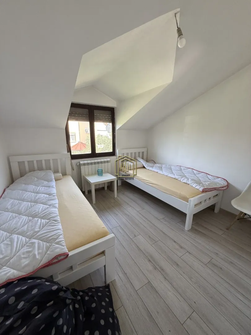 Rent, four bedroom apartment, 120m², Cijevna, Podgorica
