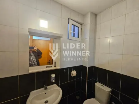 Rent, two bedroom apartment, 68m², Đeram Pijaca, Beograd - image 10