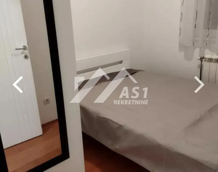 Izdavanje, jednosoban stan, 45m², Bulevar Oslobodjenja, Novi Sad Sve Podlokacije