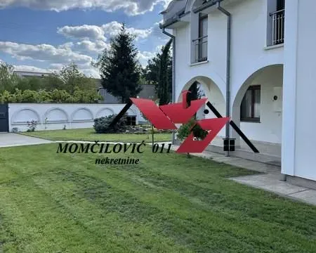 Prodaja, kuća, 175m², Centar, Stara Pazova - image 2