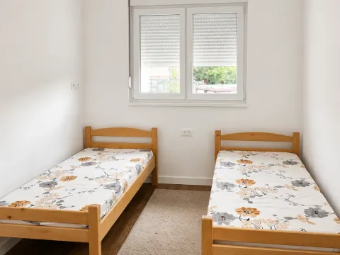 Rent, two bedroom apartment, 65m², Stari Aerodrom, Podgorica - image 5