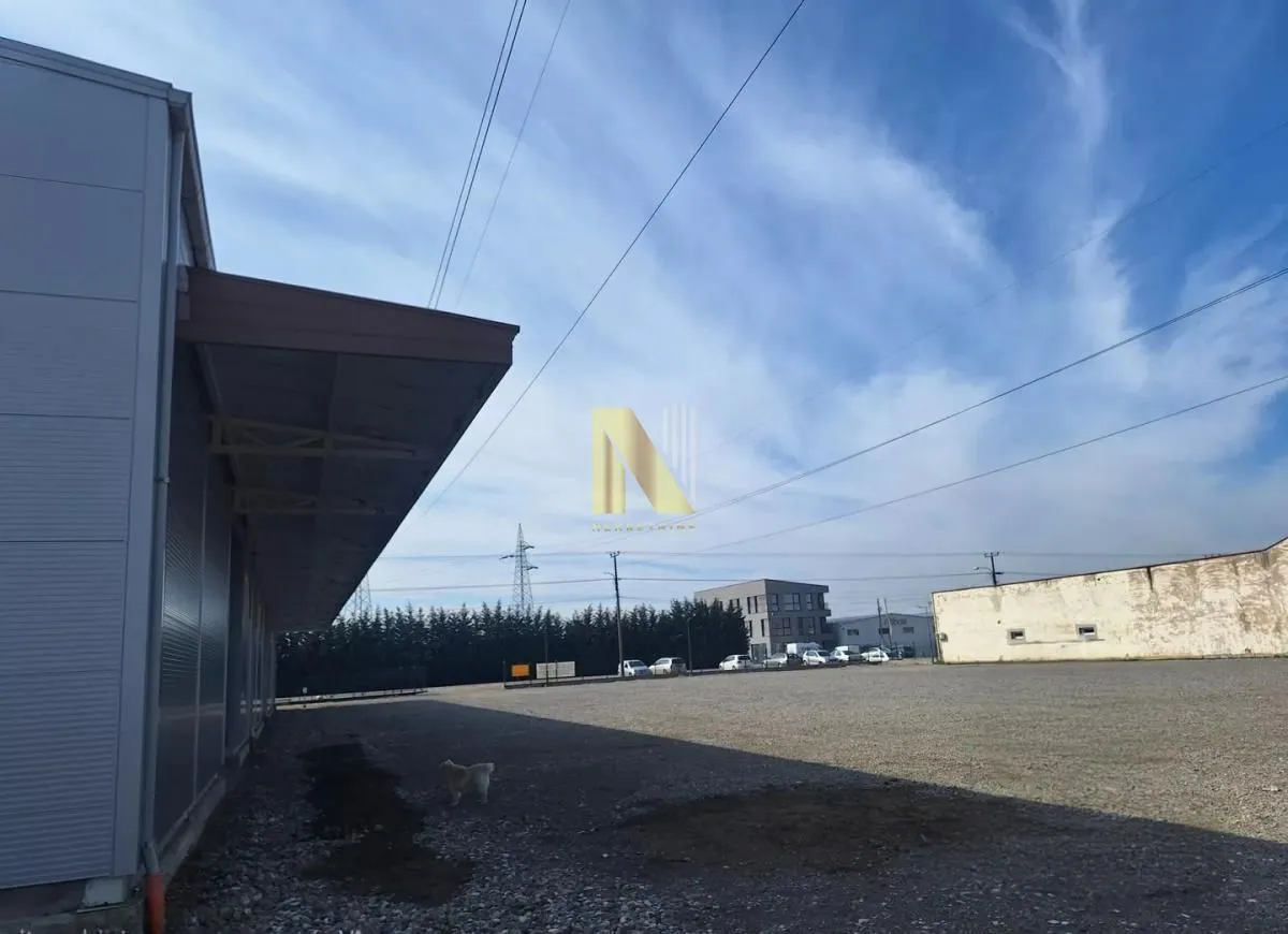 Izdavanje, poslovni prostor, 1150m², Šabac, Srbija
