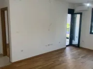 Izdavanje, dvosoban stan, 53m², New City, Podgorica - image 8