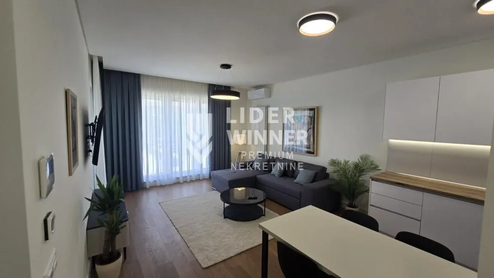 Rent, two bedroom apartment, 52m², Čukarica, Beograd