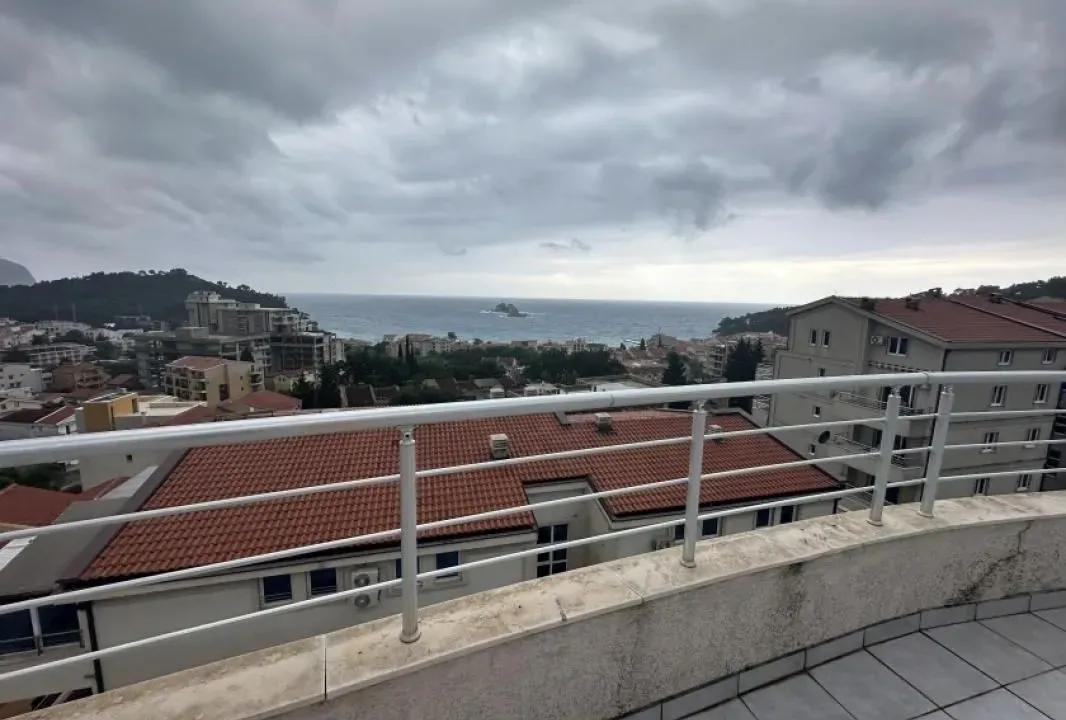 Sale, one bedroom apartment, 85m², Petrovac, Budva