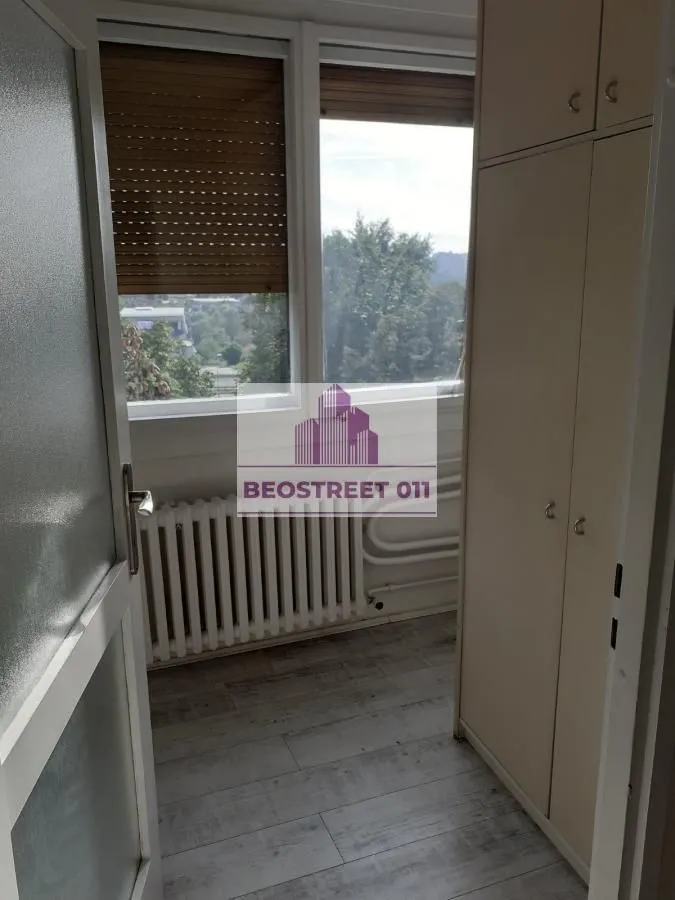 Prodaja, četvorosoban stan, 115m², Čubura, Beograd