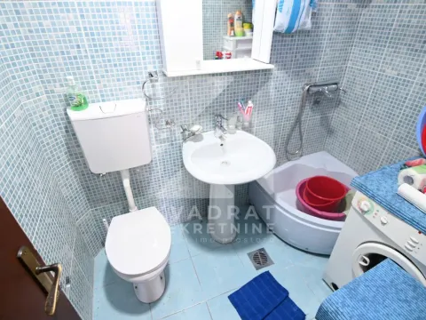 Sale, house, 240m², Zabjelo, Podgorica - image 16