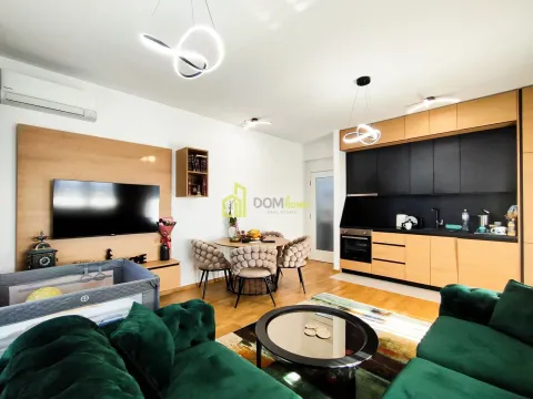 Prodaja, dvosoban stan, 66m², Stari Aerodrom, Podgorica - image 4