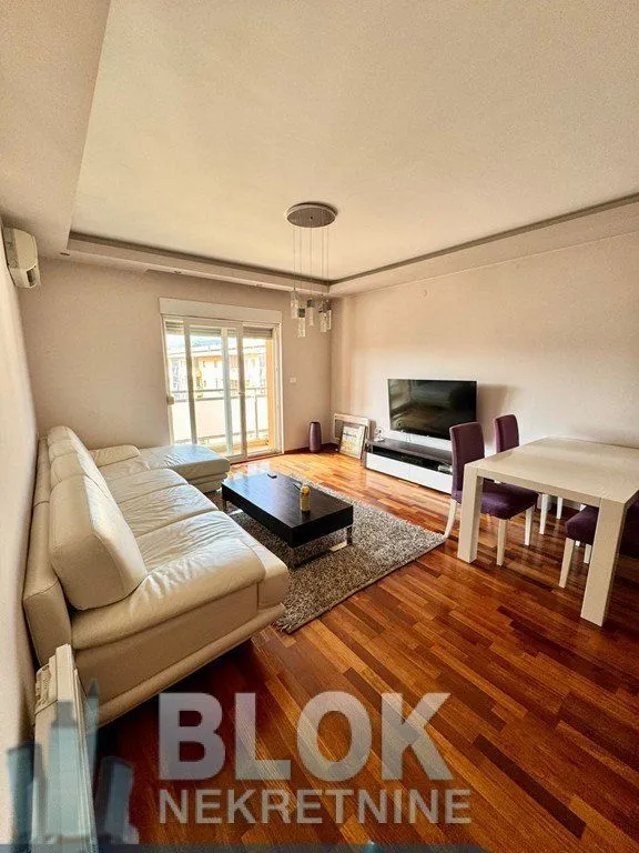 Rent, one bedroom apartment, 55m², City Kvart, Podgorica