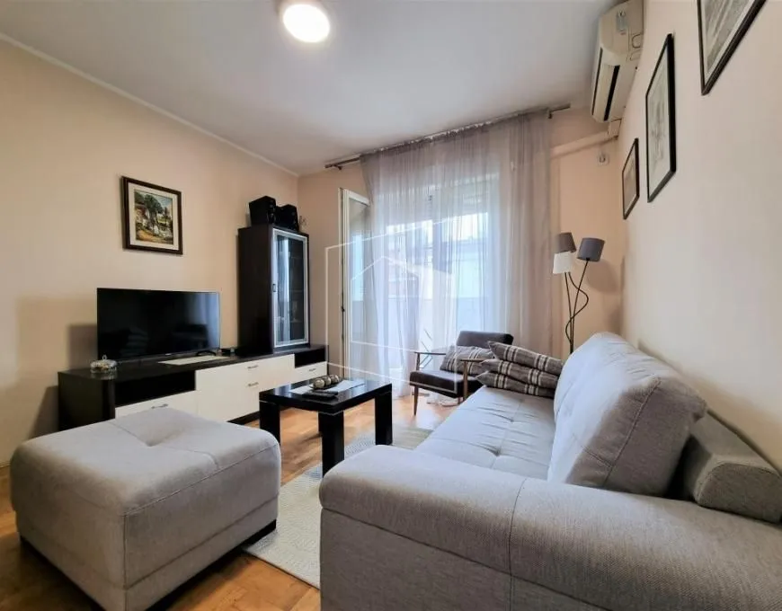 Izdavanje, jednosoban stan, 41m2, Zabjelo, Podgorica