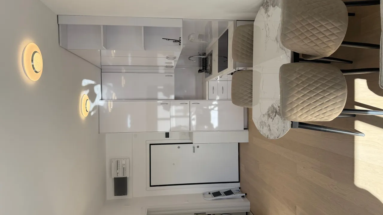 Izdavanje, jednosoban stan, 40m², Bečići, Budva