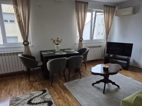 Izdavanje, trosoban stan, 75m², Voždovac Sve Podlokacije, Beograd - image 2