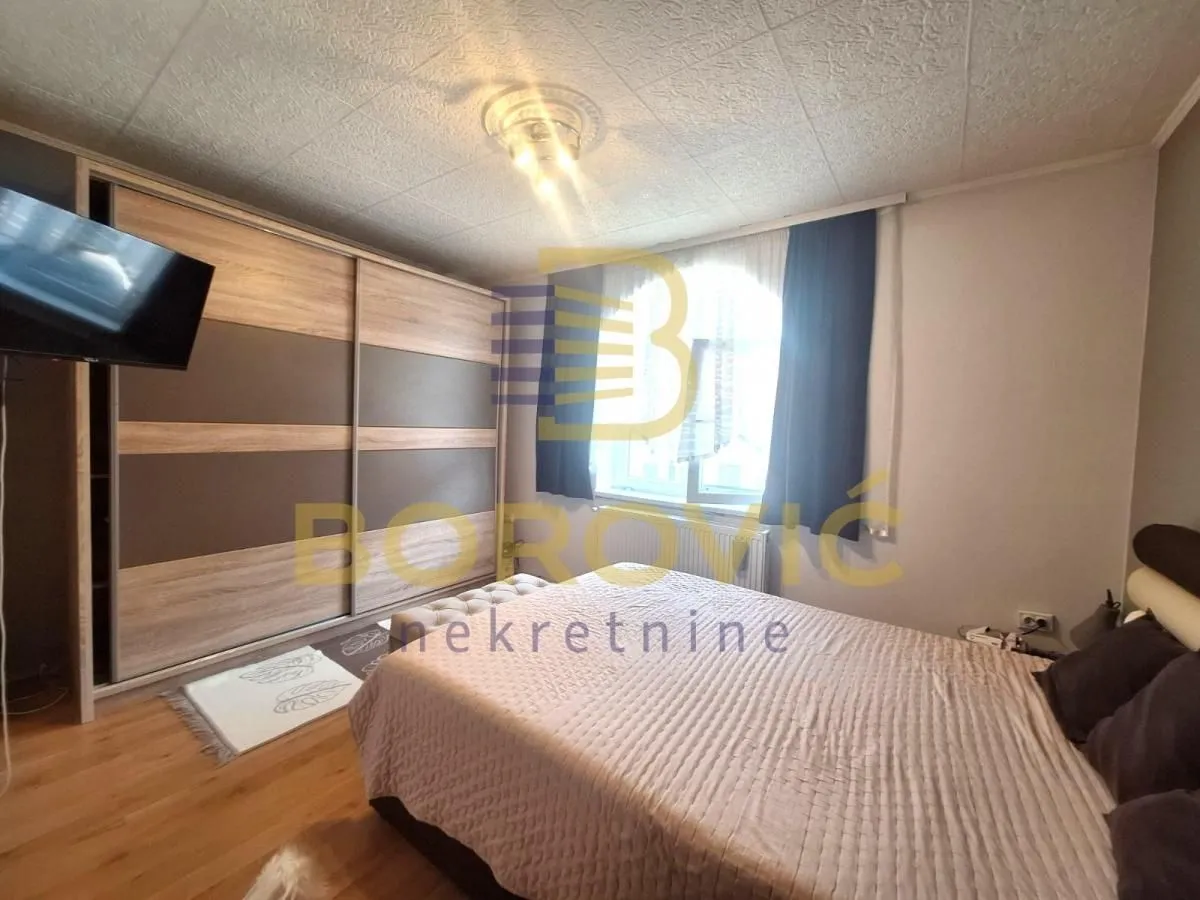 Prodaja, kuća, 250m², Misa, Pančevo