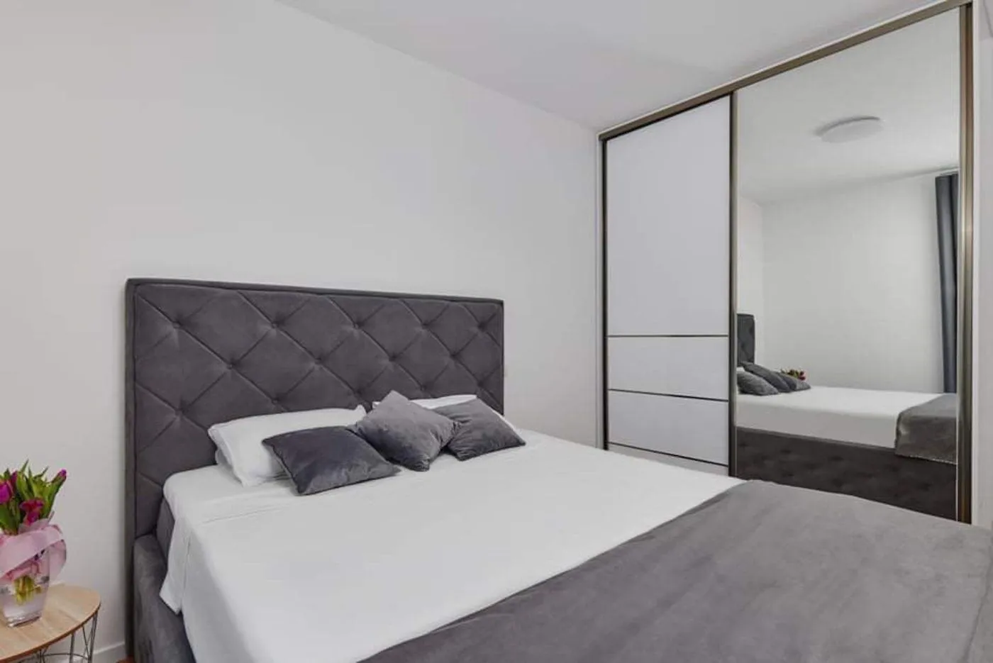Sale, apartment, 74m², Dobrota, Kotor