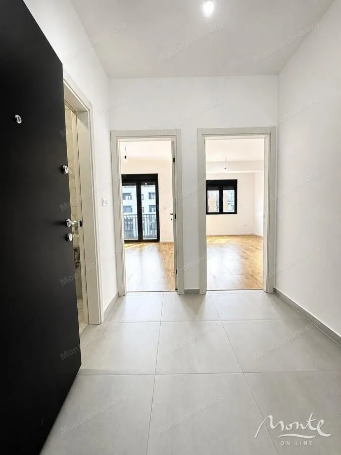Prodaja, jednosoban stan, 43m², Stari Aerodrom, Podgorica